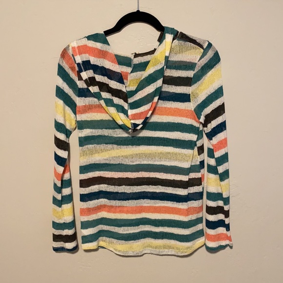 Roxy - Picture 2 of 2